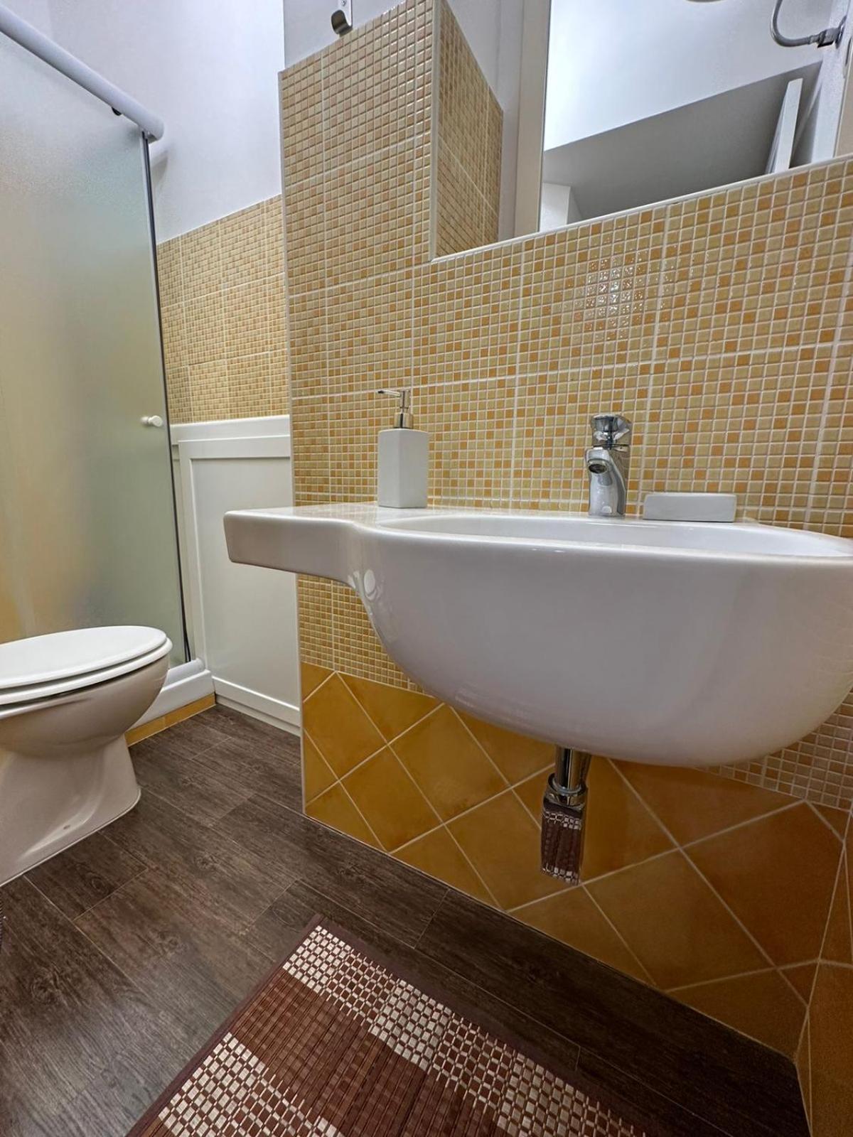 A Casuzza Di Gio Apartment Palermo Bagian luar foto